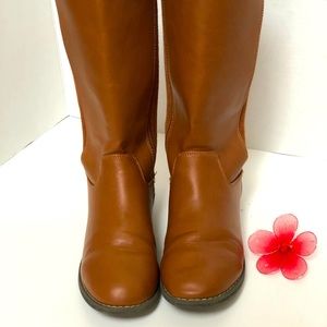 Old Navy boots with side zipper.